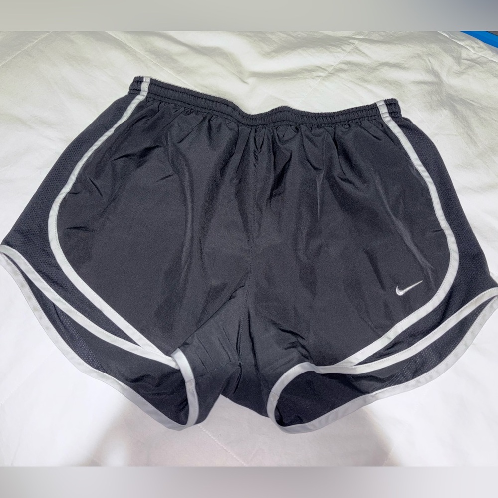 Nike Black Athletic Shorts Moisture-Wicking Elastic Waistband